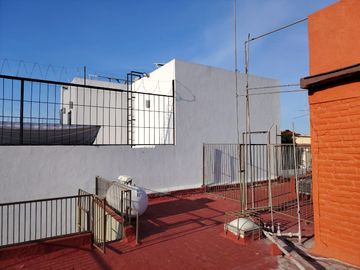 CASA EN VENTA EN CIUDAD DEL SOL, IDEAL REMODELAR U OFICINAS