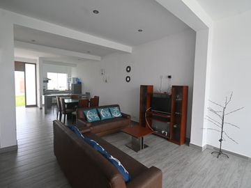 VENDO 2 CASAS DE PLAYA DE  200 M² 3 PISOS CON PISCINA, BUJAMA BAJA.