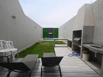 VENDO 2 CASAS DE PLAYA DE  200 M² 3 PISOS CON PISCINA, BUJAMA BAJA.