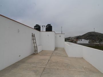 VENDO 2 CASAS DE PLAYA DE  200 M² 3 PISOS CON PISCINA, BUJAMA BAJA.