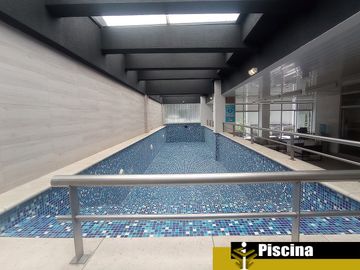 Departamento de venta Republica del Salvador, calle Portugal, piscina, cerca colegio Benalcazar