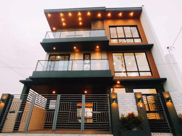 For Sale Newly Built Majestic Design 3 Storey House in Greenwoods Executive Village