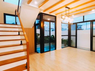 For Sale Newly Built Majestic Design 3 Storey House in Greenwoods Executive Village