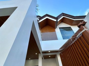 For Sale Newly Made Unique Design 2 Storey House w/ Pool in Greenwoods Executive Village
