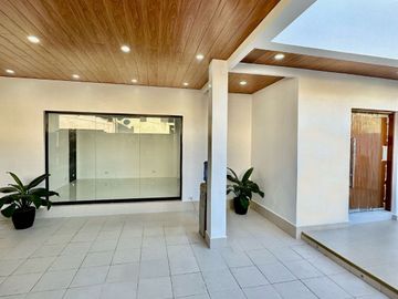 For Sale Newly Made Unique Design 2 Storey House w/ Pool in Greenwoods Executive Village
