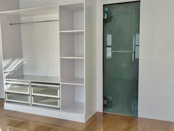 For Sale Newly Made Unique Design 2 Storey House w/ Pool in Greenwoods Executive Village