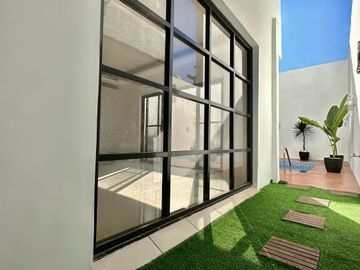 For Sale Newly Made Unique Design 2 Storey House w/ Pool in Greenwoods Executive Village