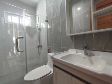 For Sale Newly Made Elegant Modern 3 storey House in Greenwoods Executive Village
