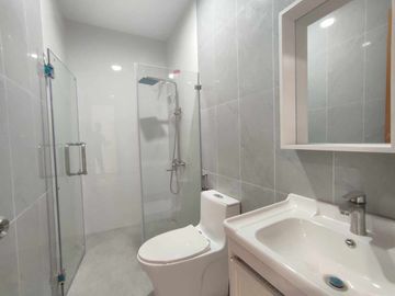 For Sale Newly Made Elegant Modern 3 storey House in Greenwoods Executive Village