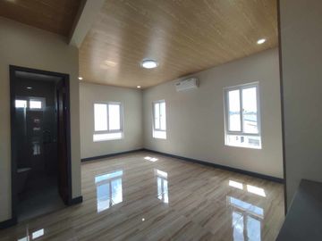 For Sale Newly Made Elegant Modern 3 storey House in Greenwoods Executive Village