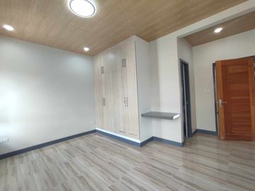 For Sale Newly Made Elegant Modern 3 storey House in Greenwoods Executive Village