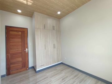For Sale Newly Made Elegant Modern 3 storey House in Greenwoods Executive Village
