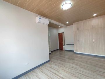 For Sale Newly Made Elegant Modern 3 storey House in Greenwoods Executive Village