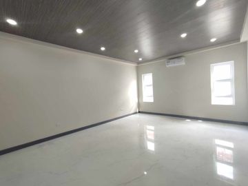 For Sale Newly Made Elegant Modern 3 storey House in Greenwoods Executive Village