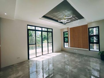 For Sale Newly Built Glamorous Modern 2 storey House in Greenwoods Executive Village