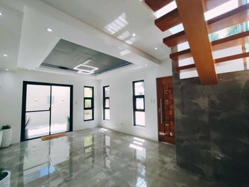 For Sale Newly Built Glamorous Modern 2 storey House in Greenwoods Executive Village