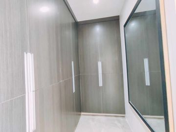 For Sale Newly Built Glamorous Modern 2 storey House in Greenwoods Executive Village
