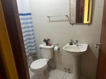 Casa 4 dorm, 236 m2 construidos , sitio 411 m2,  2 grandes salas multiuso con acceso independiente. Andalué, San Pedro de la Paz. Region del Bio Bio