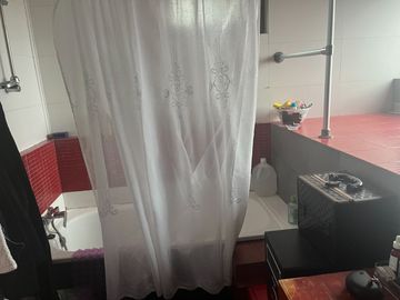 Casa 4 dorm, 236 m2 construidos , sitio 411 m2,  2 grandes salas multiuso con acceso independiente. Andalué, San Pedro de la Paz. Region del Bio Bio