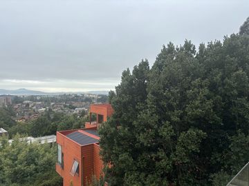 Casa 4 dorm, 236 m2 construidos , sitio 411 m2,  2 grandes salas multiuso con acceso independiente. Andalué, San Pedro de la Paz. Region del Bio Bio