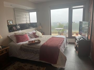 Casa 4 dorm, 236 m2 construidos , sitio 411 m2,  2 grandes salas multiuso con acceso independiente. Andalué, San Pedro de la Paz. Region del Bio Bio