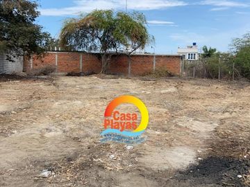 Venta de Terreno en el Centro de Playas Villamil, 760 m, Barrio La Dolorosa