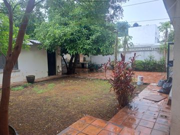 CASA EN VENTA  3 RECAMARAS COLONIA LIBERTAD GUADALUPE MUY AMPLIA EXCELENTE UBICACION