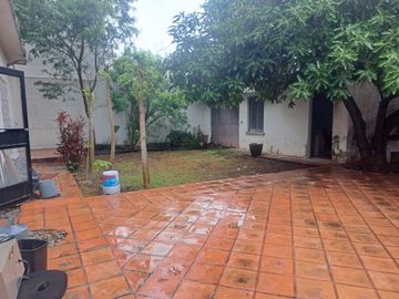 CASA EN VENTA  3 RECAMARAS COLONIA LIBERTAD GUADALUPE MUY AMPLIA EXCELENTE UBICACION
