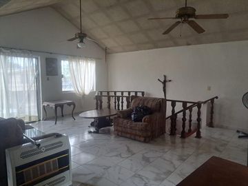 CASA EN VENTA  3 RECAMARAS COLONIA LIBERTAD GUADALUPE MUY AMPLIA EXCELENTE UBICACION