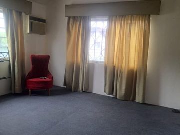 CASA EN VENTA  3 RECAMARAS COLONIA LIBERTAD GUADALUPE MUY AMPLIA EXCELENTE UBICACION