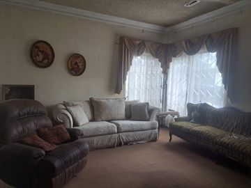 CASA EN VENTA  3 RECAMARAS COLONIA LIBERTAD GUADALUPE MUY AMPLIA EXCELENTE UBICACION