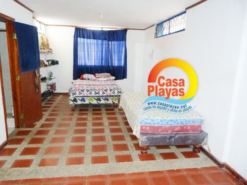 Venta de Remate Casa Grande en Playas con Vista Al Mar, Via a Data Posorja