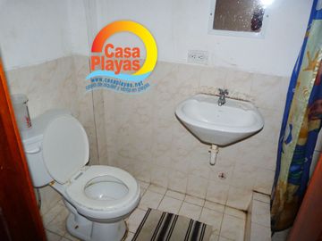 Venta de Remate Casa Grande en Playas con Vista Al Mar, Via a Data Posorja