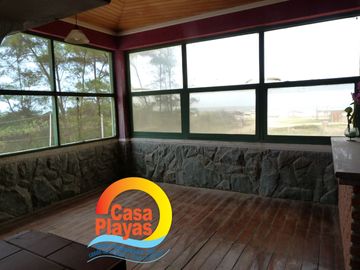 Venta de Remate Casa Grande en Playas con Vista Al Mar, Via a Data Posorja