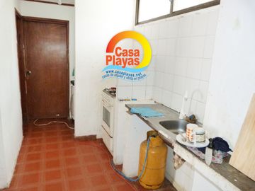 Venta de Remate Casa Grande en Playas con Vista Al Mar, Via a Data Posorja