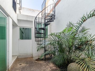 CASA EN VENTA EN CHAMILPA, CUERNAVACA NORTE, CON ALBERCA Y JACUZZI