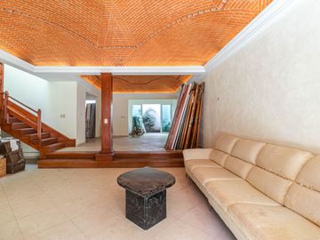 CASA EN VENTA EN CHAMILPA, CUERNAVACA NORTE, CON ALBERCA Y JACUZZI
