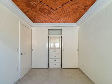 CASA EN VENTA EN CHAMILPA, CUERNAVACA NORTE, CON ALBERCA Y JACUZZI