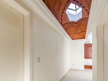 CASA EN VENTA EN CHAMILPA, CUERNAVACA NORTE, CON ALBERCA Y JACUZZI