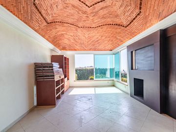 CASA EN VENTA EN CHAMILPA, CUERNAVACA NORTE, CON ALBERCA Y JACUZZI