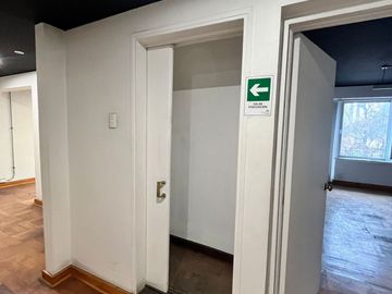 Amplio Departamento Modificado Para Oficina En Merced