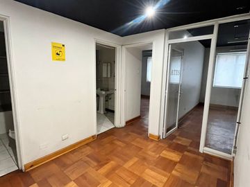 Amplio Departamento Modificado Para Oficina En Merced