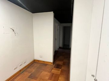 Amplio Departamento Modificado Para Oficina En Merced