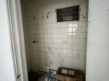 Amplio Departamento Modificado Para Oficina En Merced