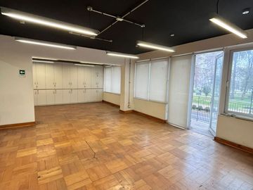 Amplio Departamento Modificado Para Oficina En Merced