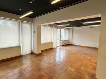 Amplio Departamento Modificado Para Oficina En Merced