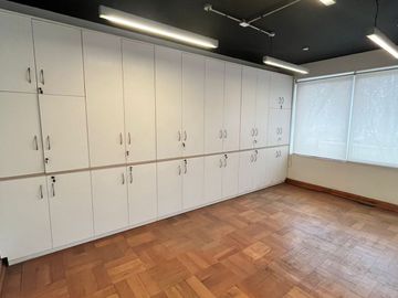 Amplio Departamento Modificado Para Oficina En Merced