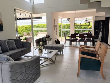 VENDO CASA EN LA MORADA A LAS AFUERAS DE CALI VALLE DEL CAUCA