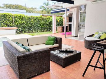 VENDO CASA EN LA MORADA A LAS AFUERAS DE CALI VALLE DEL CAUCA
