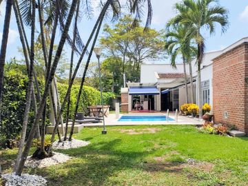 VENDO CASA EN LA MORADA A LAS AFUERAS DE CALI VALLE DEL CAUCA